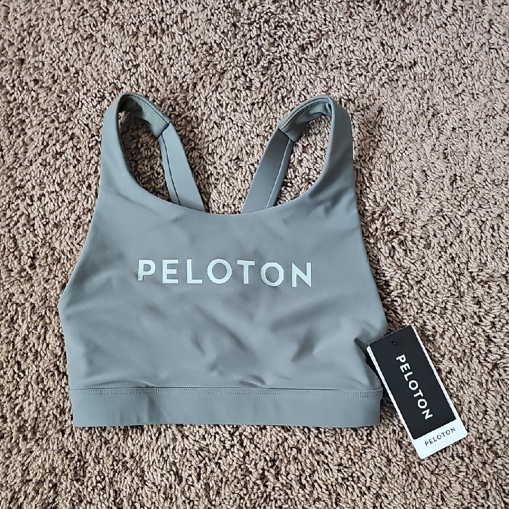 NWT Peloton Cadent V-back Sports Bra